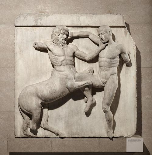 古希腊雕塑为什么都是裸体造型？(古希腊雕塑的艺术特点)